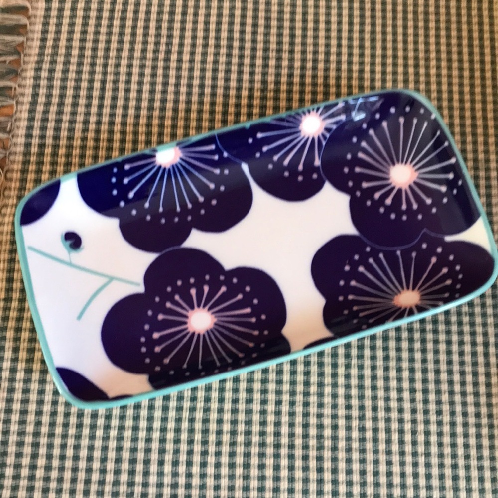 T designed within Denmark dish